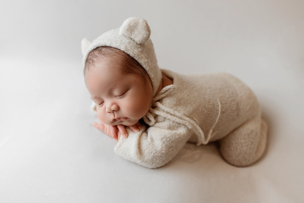 tipps und tricks für einen besseren babyschlaf – erfahren sie, wie sie ihrem baby helfen können, ruhig und sicher zu schlafen.