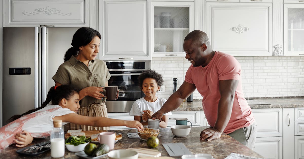 familienbindung: entdecken sie, wie sie starke, liebevolle beziehungen innerhalb ihrer familie aufbauen und pflegen können. erfahren sie tipps und aktivitäten, die das zusammengehörigkeitsgefühl stärken und unvergessliche erinnerungen schaffen.