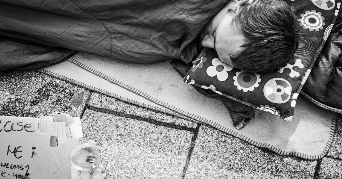 entdecken sie wichtige tipps zur schlafsicherheit für alle altersgruppen. erfahren sie, wie sie eine sichere schlafumgebung schaffen und risiken minimieren können, um erholsamen und sicheren schlaf zu gewährleisten.
